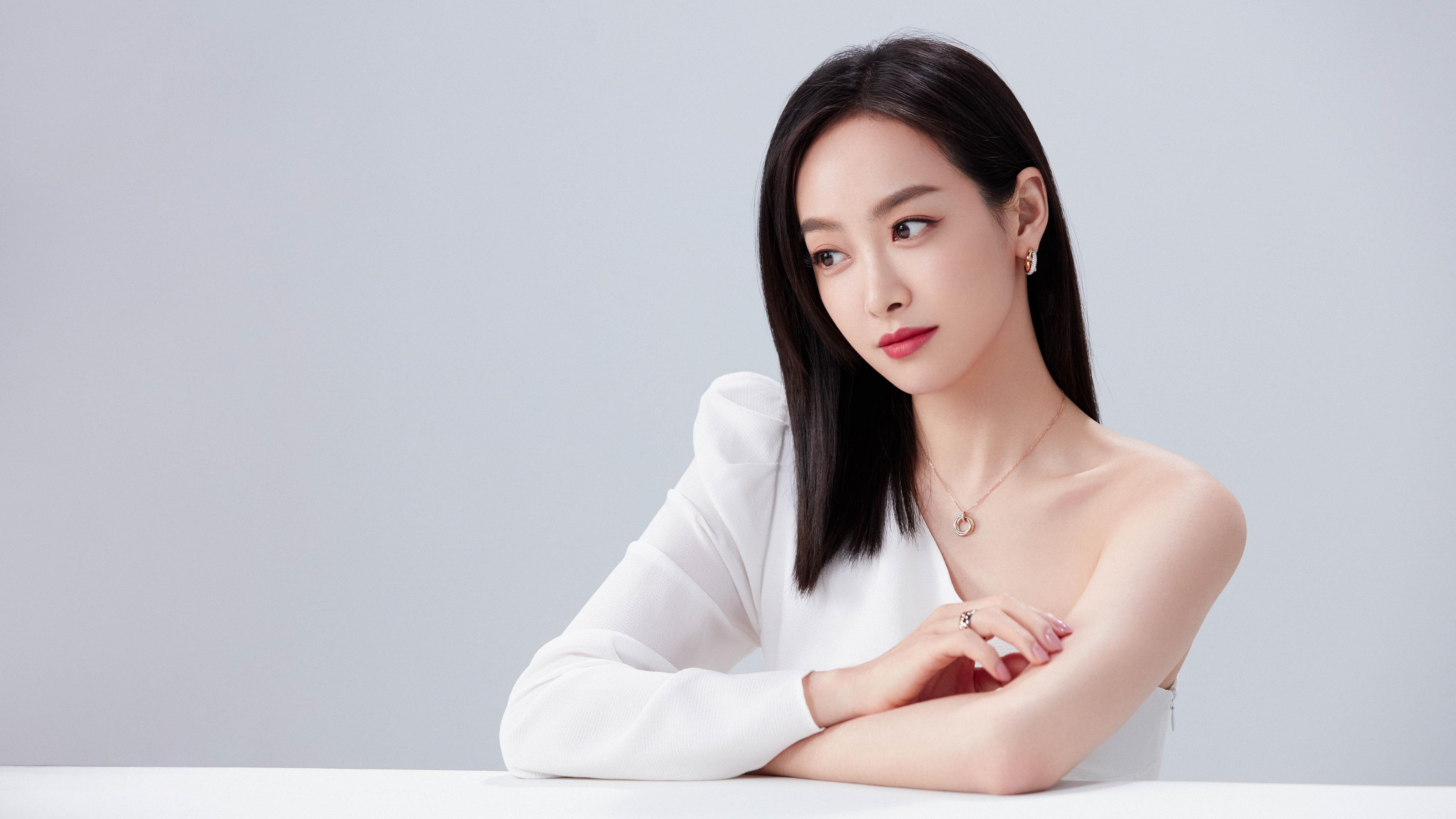 史上“炸裂”的扣篮大比拼，谁才是你的“空中飞人”？，空中接力扣篮视频