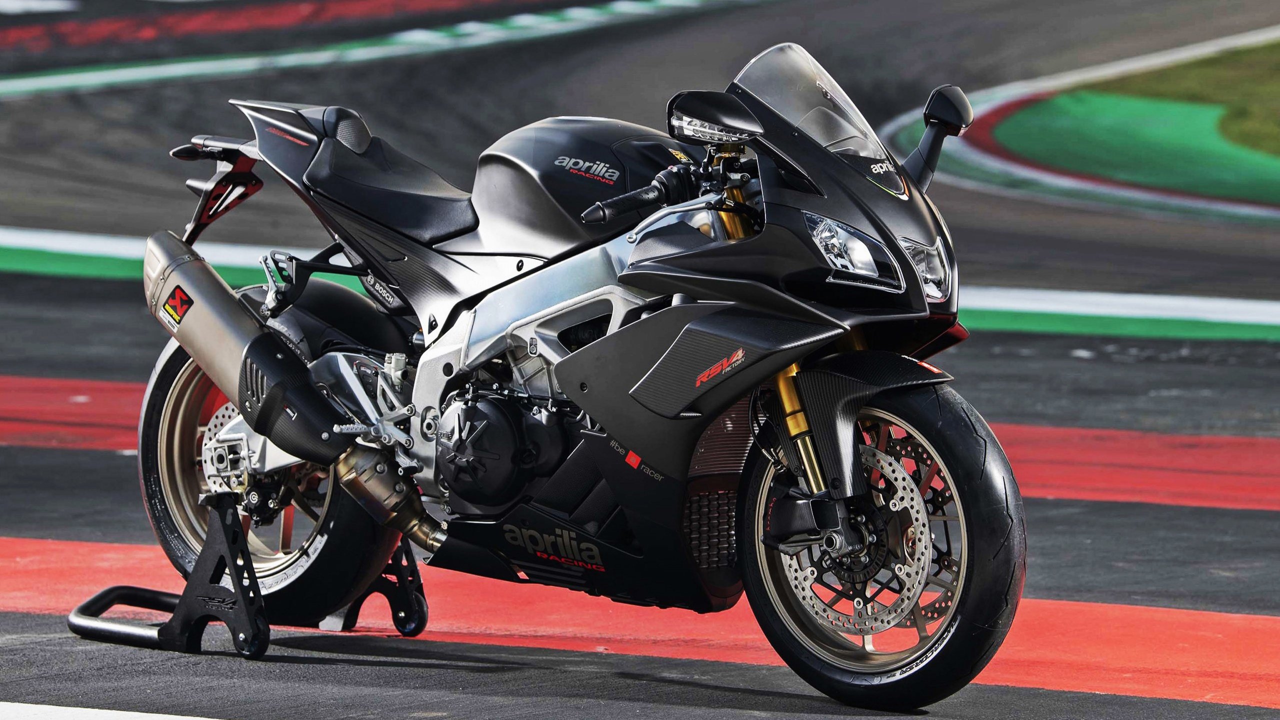 克莱尔·温斯坦：稳健步伐冲击领奖台，克里夫-莱温斯顿